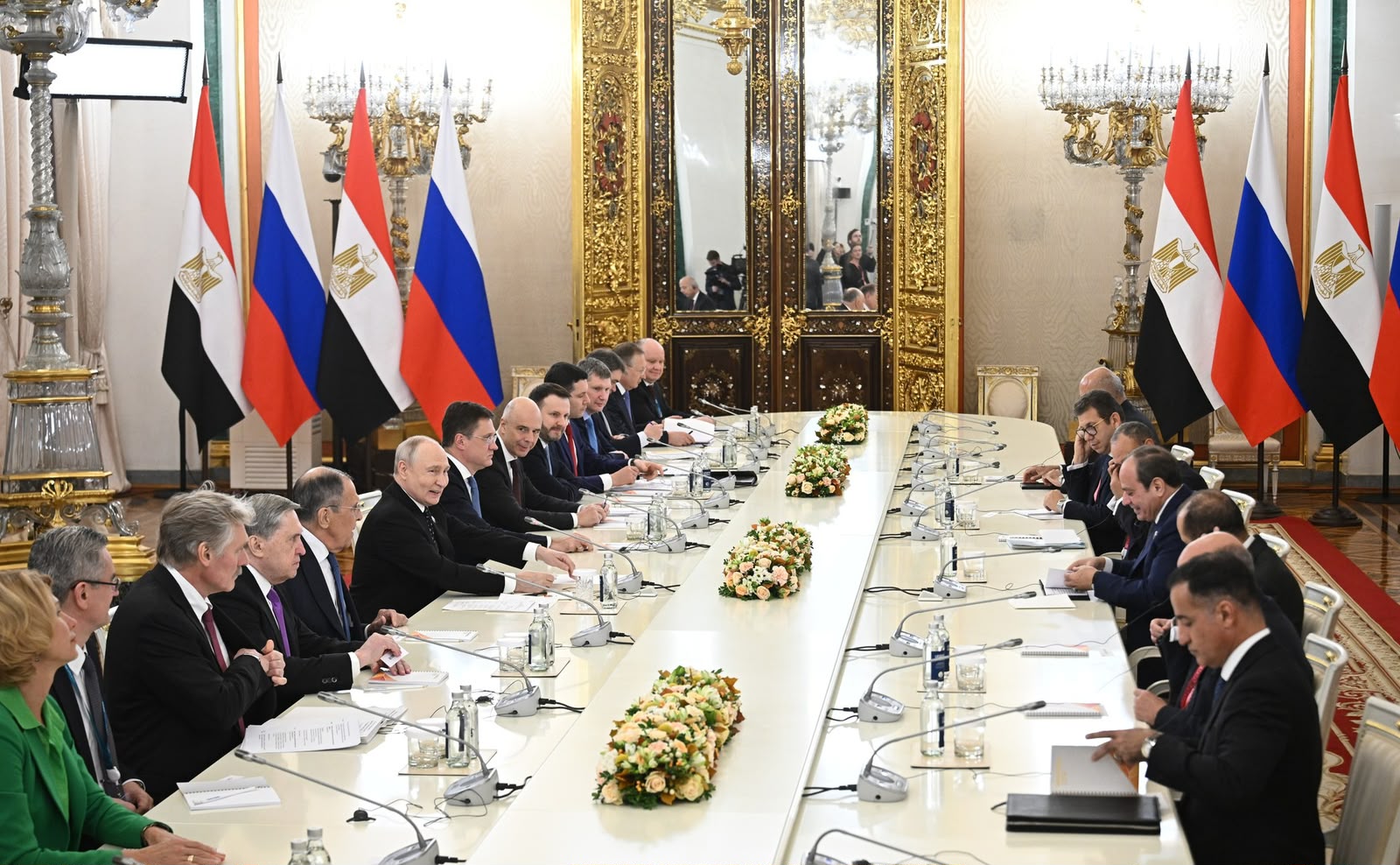 Egypt's Al-Sisi discusses El-Dabaa nuclear expansion and regional security with Putin in Moscow